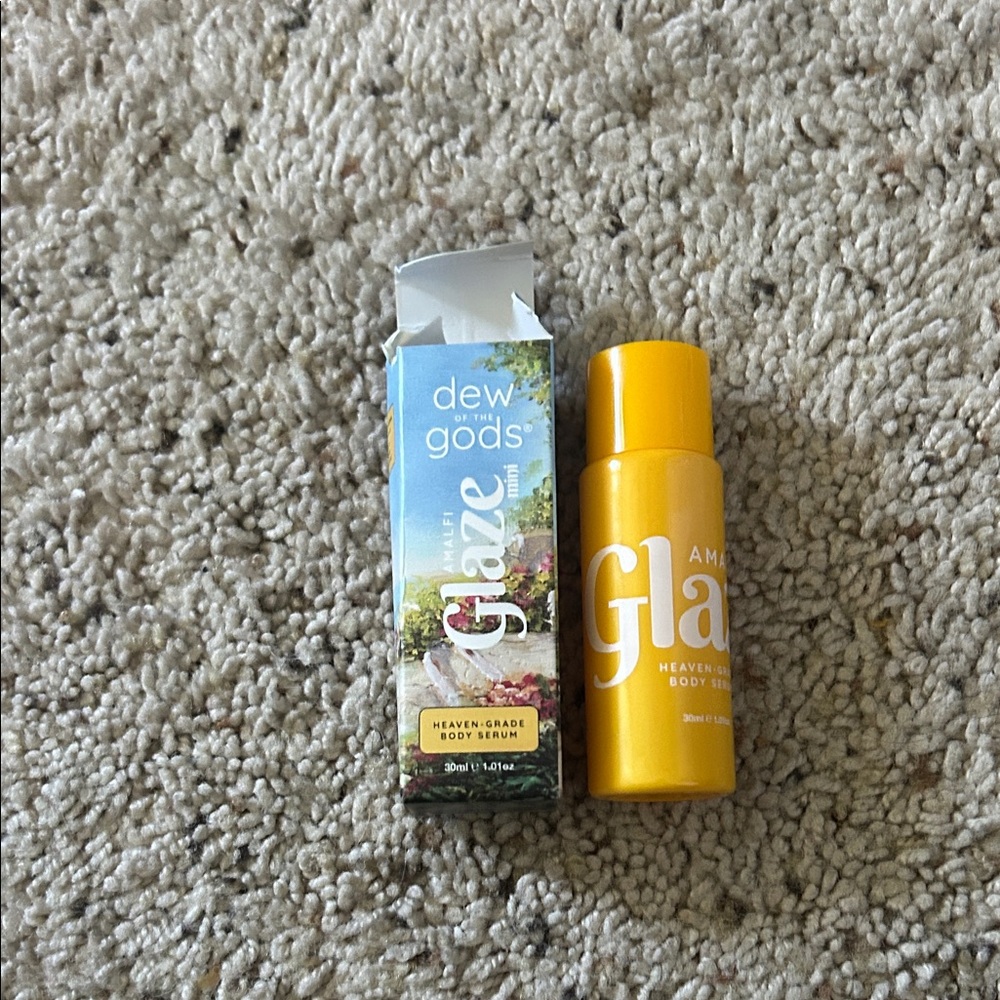 Dew of the Gods Glaze Body Serum in Yellow